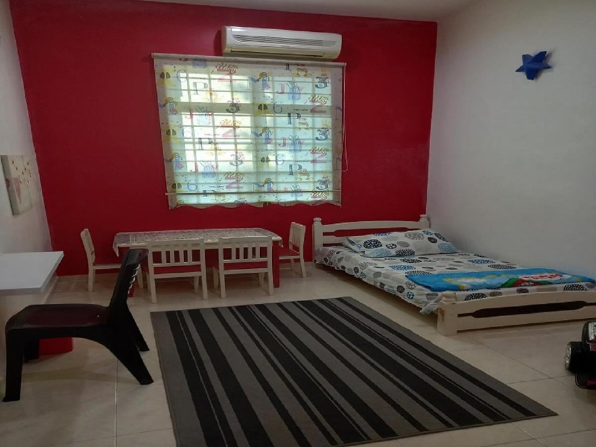 Bukit Baru Homestay Malacca Exterior foto